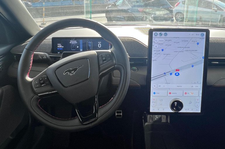 Ford Mustang Mach-E Premium AWD 258 kW 351 CV R.E