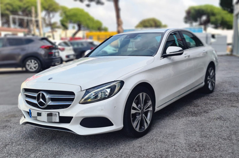 MERCEDES BENZ C220D
