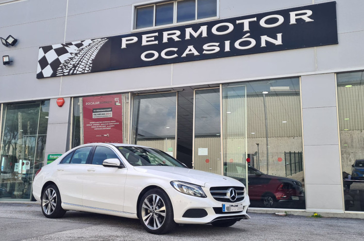 MERCEDES BENZ C220D