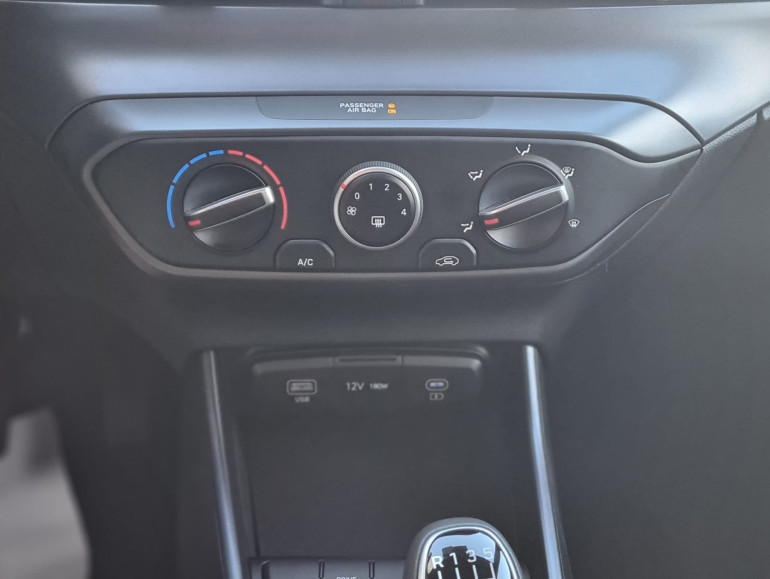 HYUNDAI I20 T 1.0 90 CV BLACK LINE