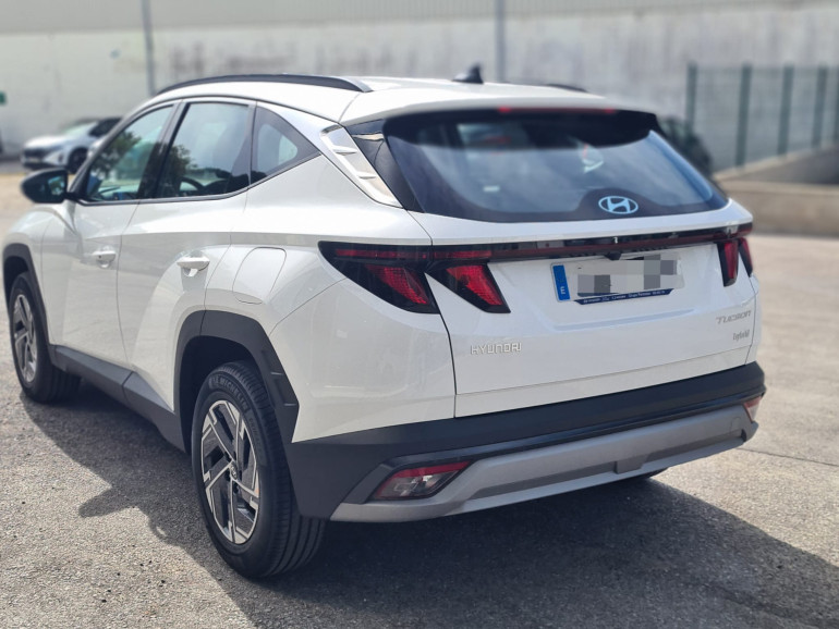 Hyundai Tucson 1.6 TGDI HEV Maxx Auto 215 CV