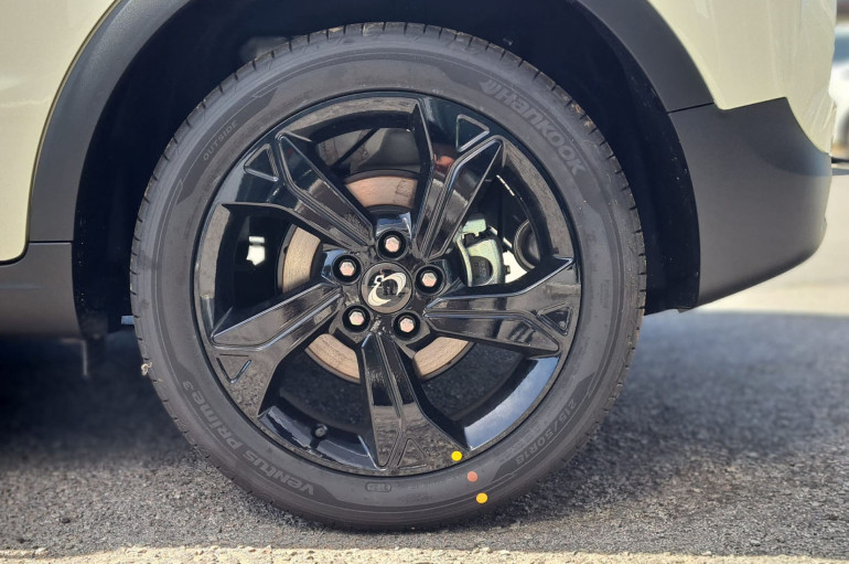 KGM TIVOLI G15 GSR LIMITED 163 CV