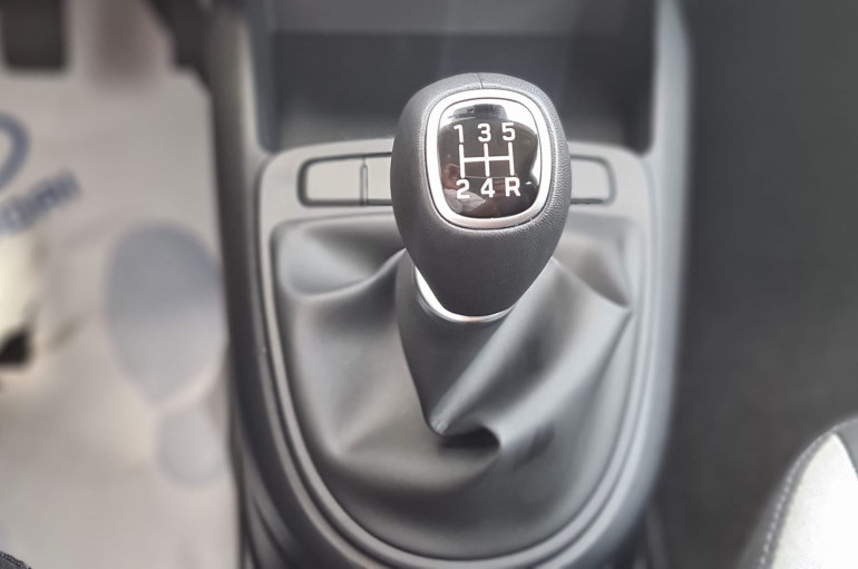 HYUNDAI I10 1.0 MPI 63 CV ESSENCE