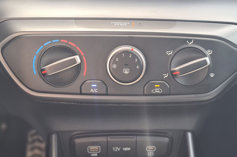 HYUNDAI BAYON 1.0 TGDI 100 CV 48 V MAXX