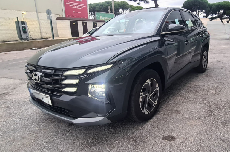 HYUNDAI TUCSON 1,6 160CV 48V KLASS